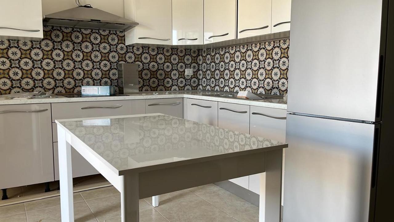 Residence Le Maree Porto Pino Eksteriør bilde