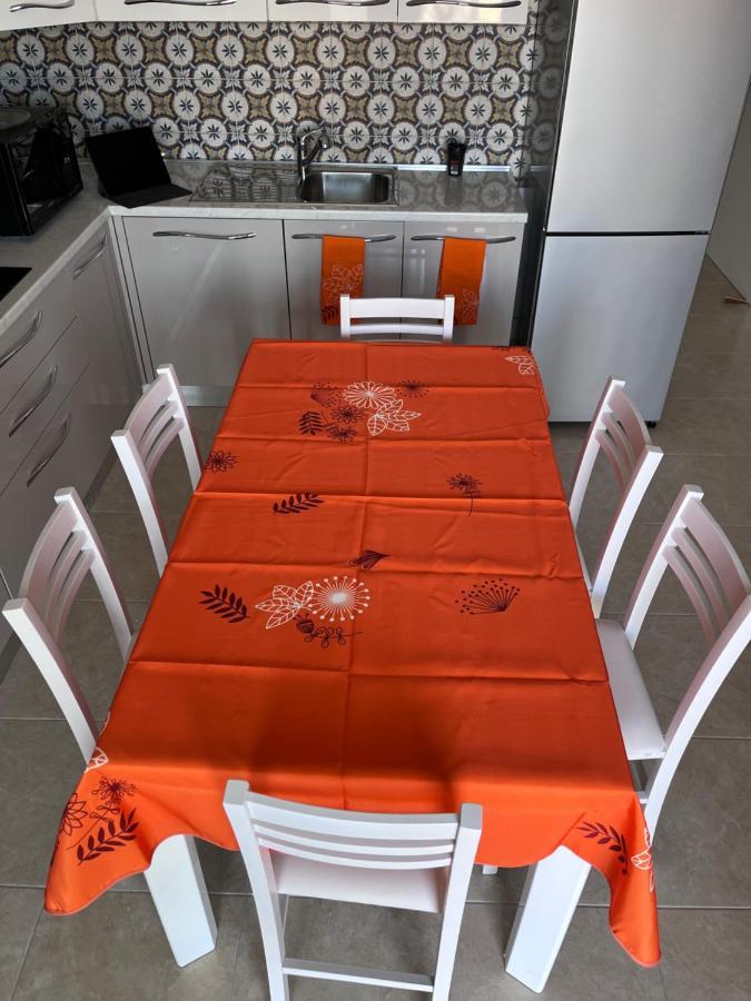 Residence Le Maree Porto Pino Eksteriør bilde