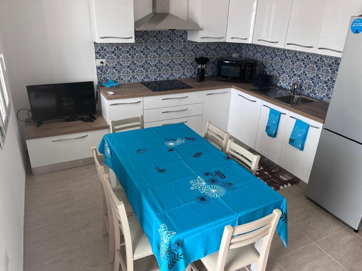 Residence Le Maree Porto Pino Eksteriør bilde