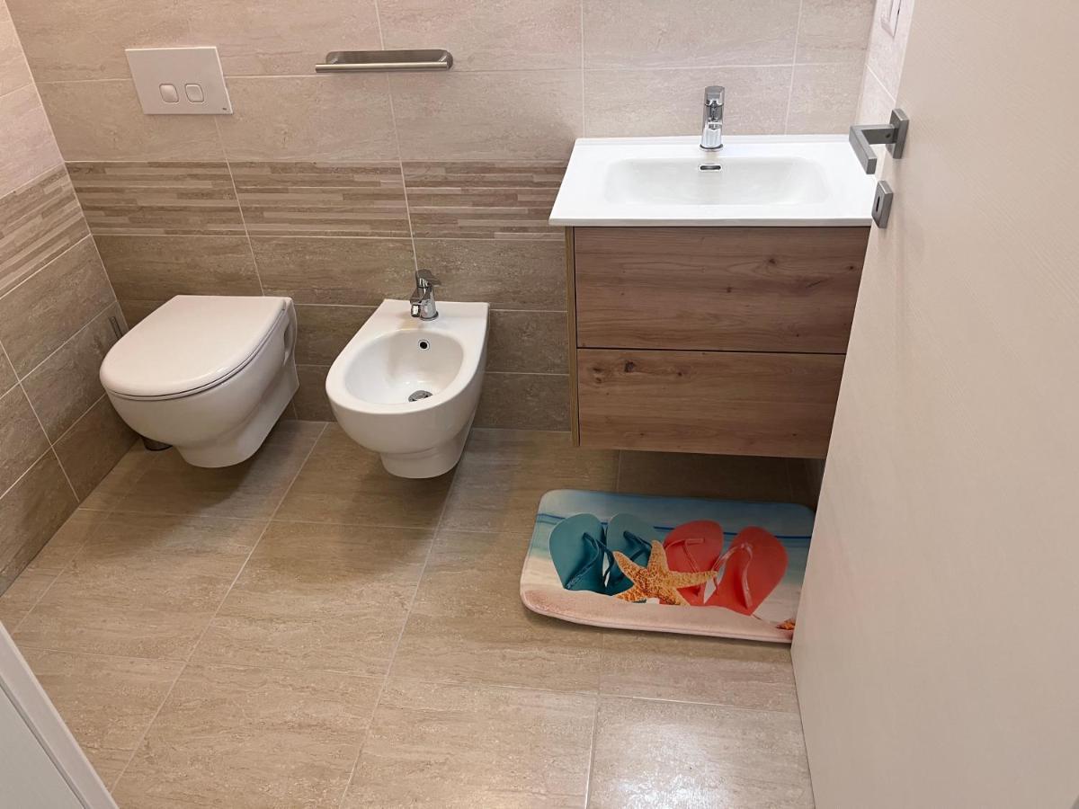 Residence Le Maree Porto Pino Eksteriør bilde